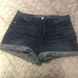 AE mom short size 12. Worn twice!